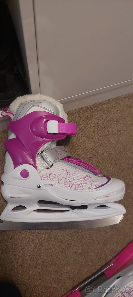 Dětské dívčí brusle M (34-37) - 2