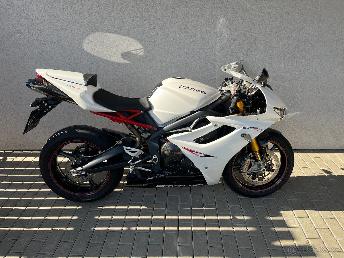 Triumph Daytona 675R - 2