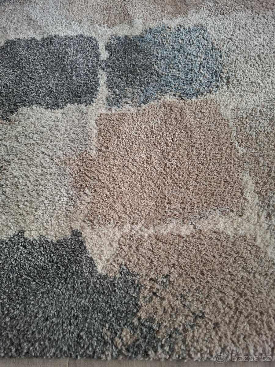 Kusový koberec 140x200 - 2