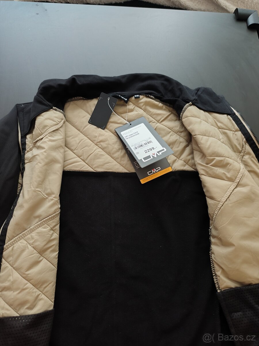 Turistická funkční bunda. - 2