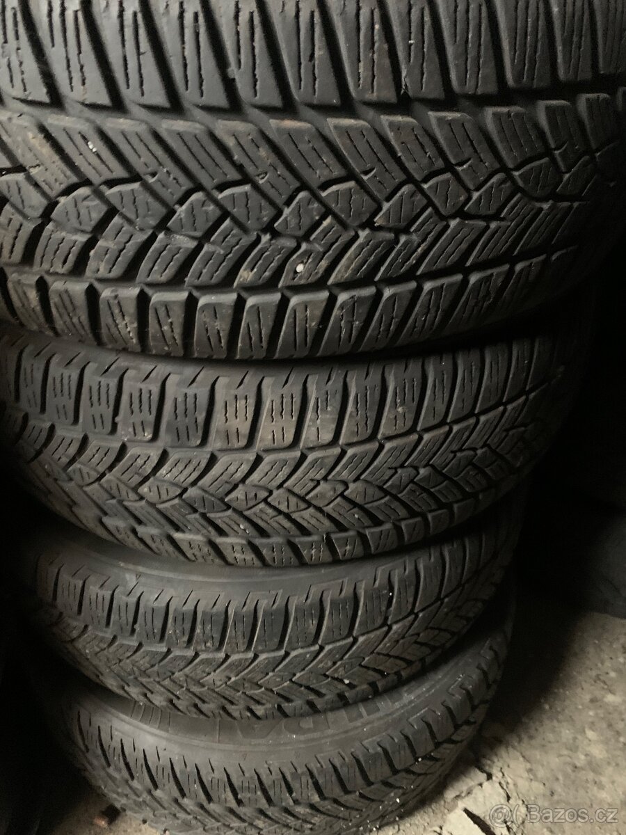 Zimní kola Mercedes Originál 195/55R16 - 2