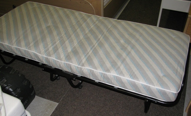 Skládací postel - 2