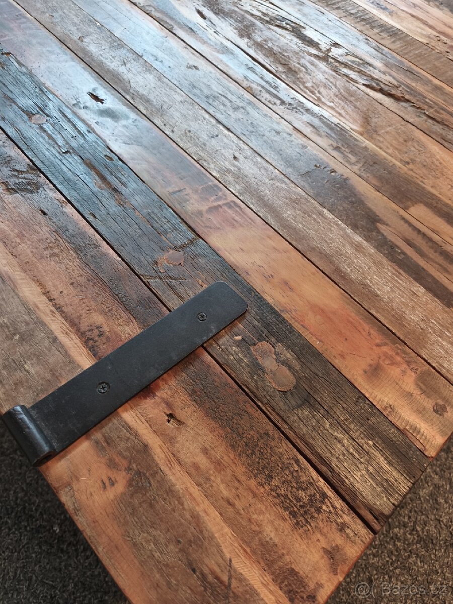 Designový stolek - 2