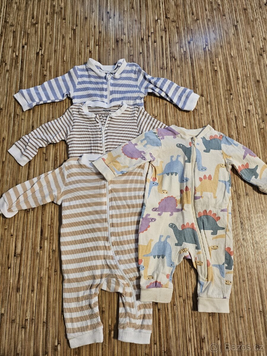 Oblečení pro miminko - 2