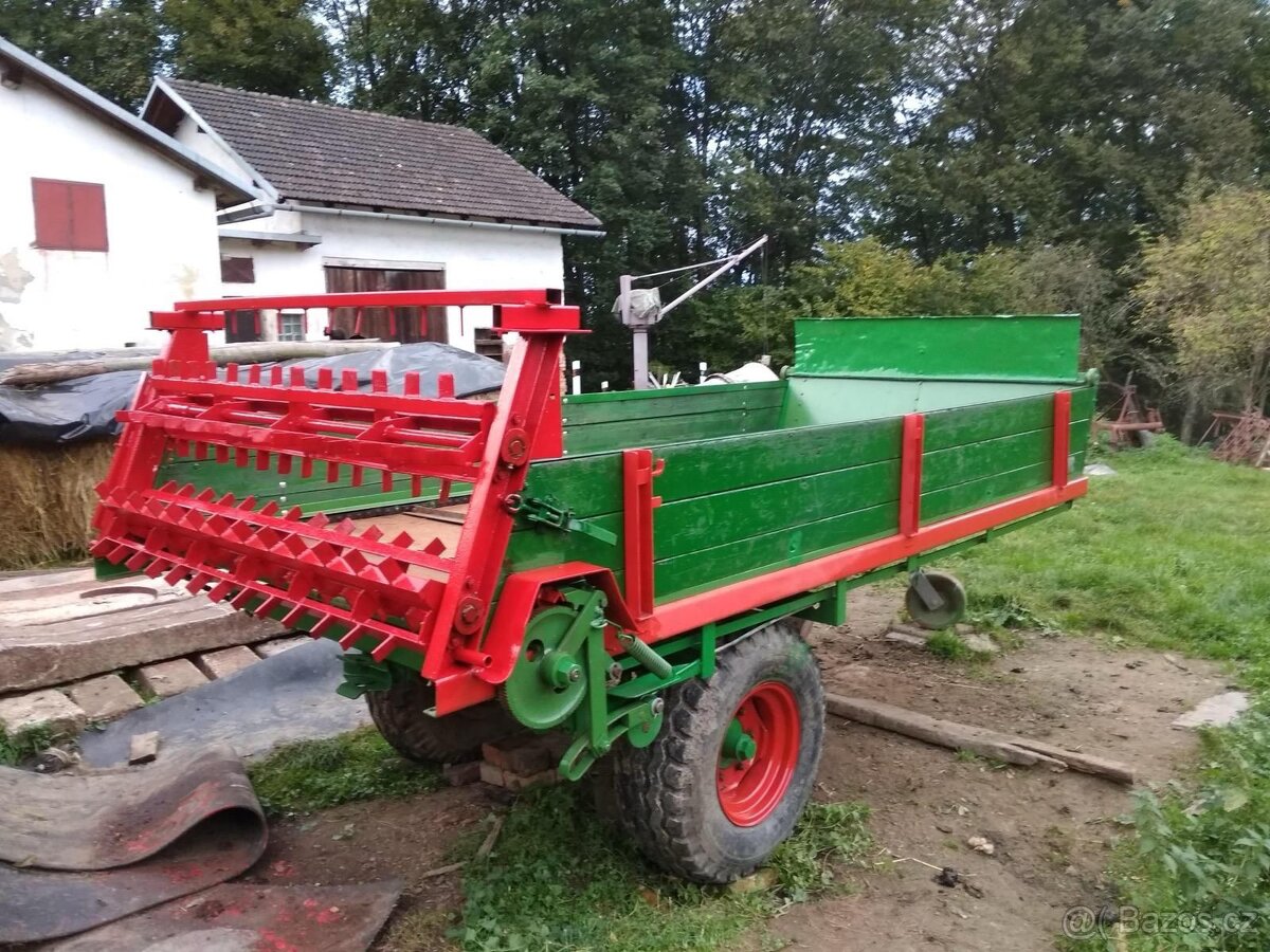 Rozmetadlo hnoje - 2