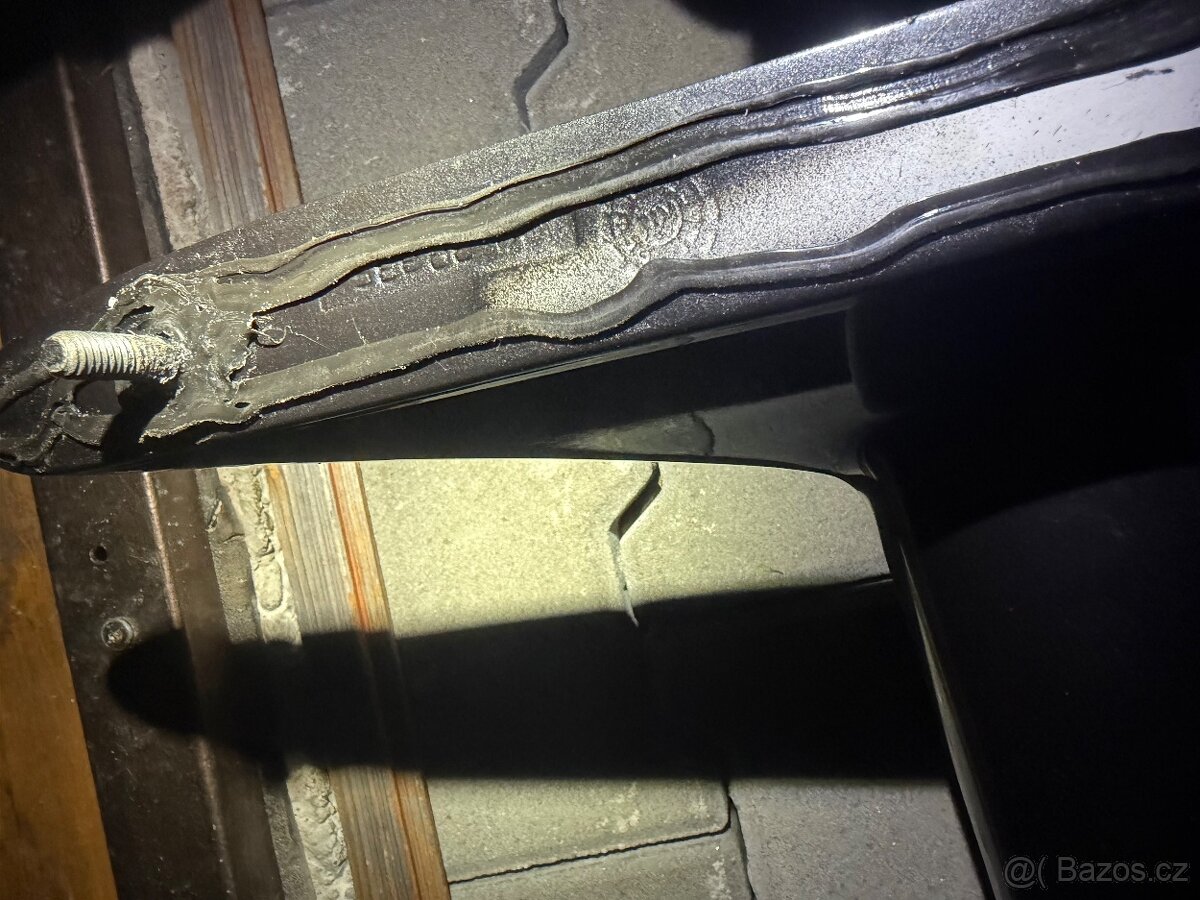 Originál křídlo BMW E30 M3 - 2