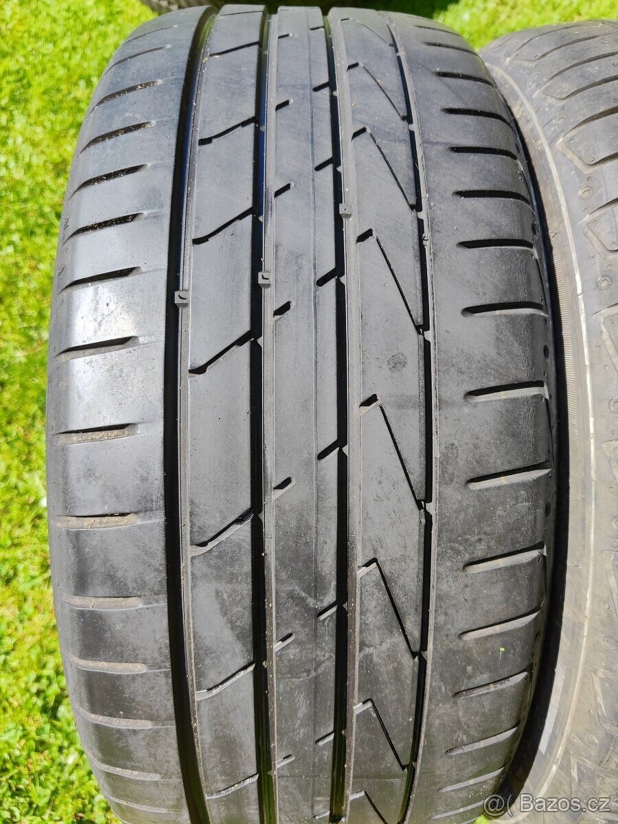 2 letní pneumatiky Hankook 225/50/18 - 2