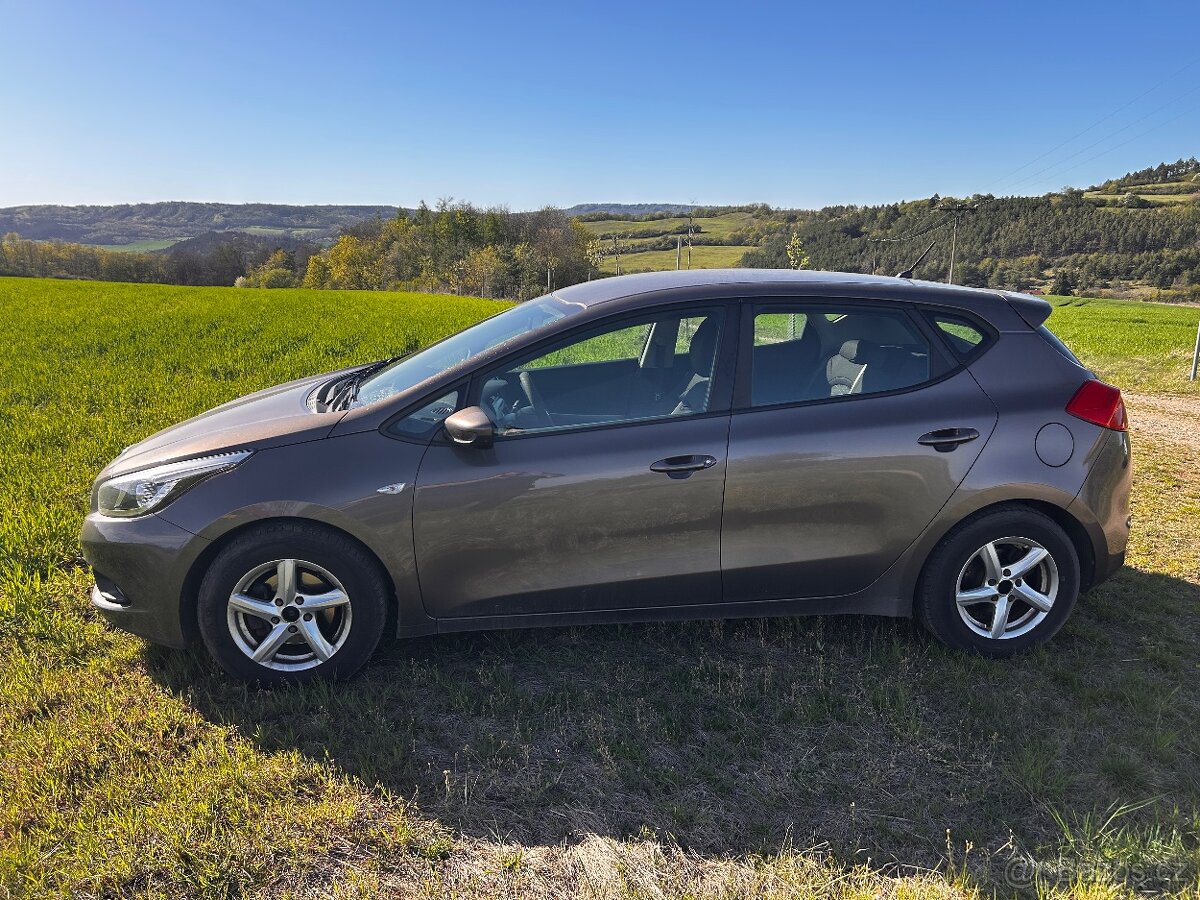 Kia ceed 1.4 cvvt - 2