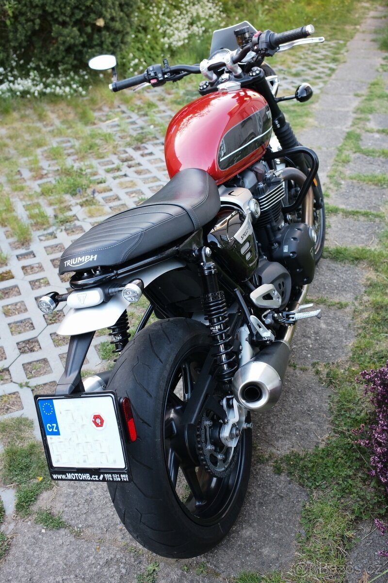 Triumph Speed Twin 1200 - 2