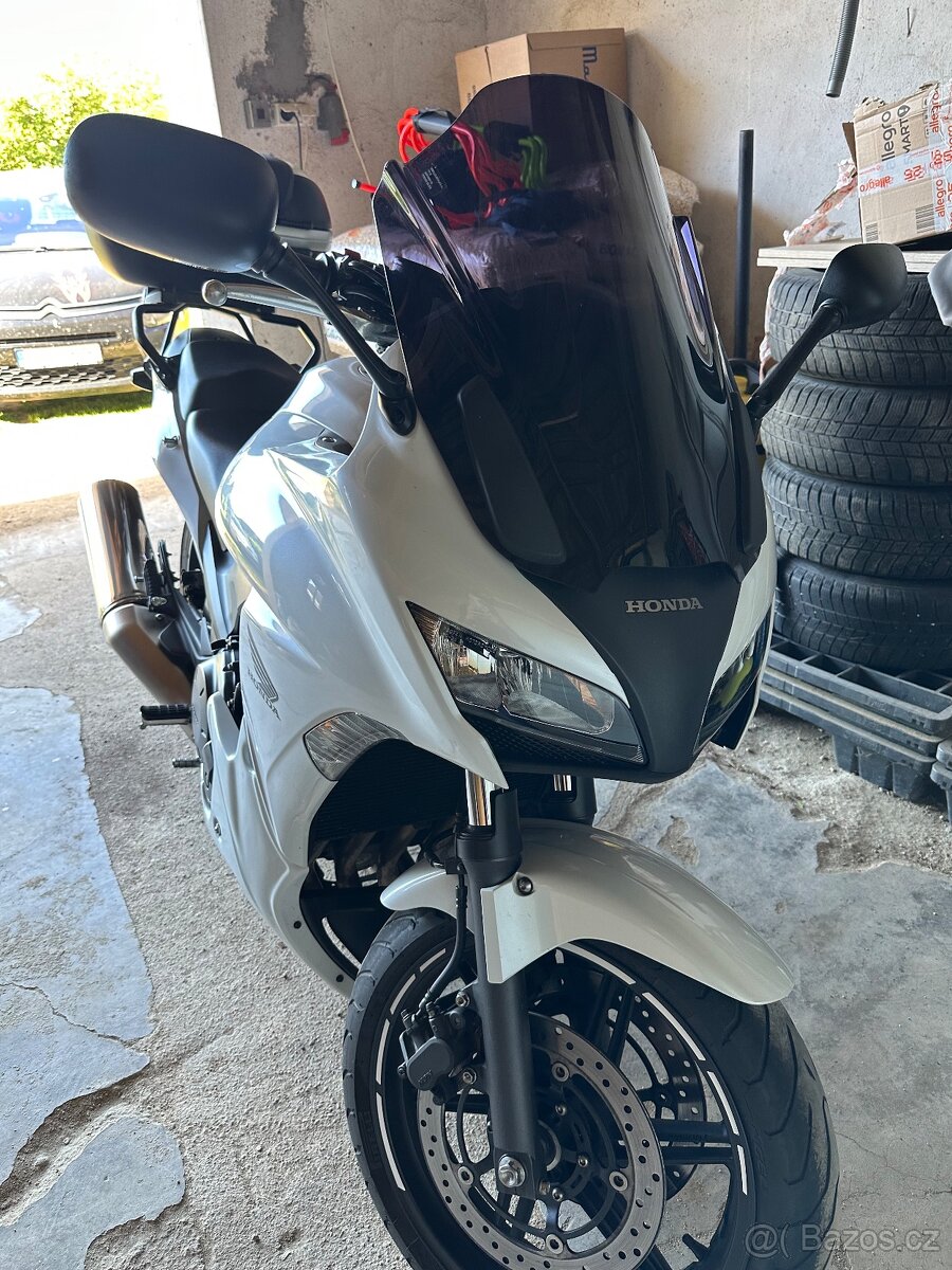 Honda cbf 1000 - 2