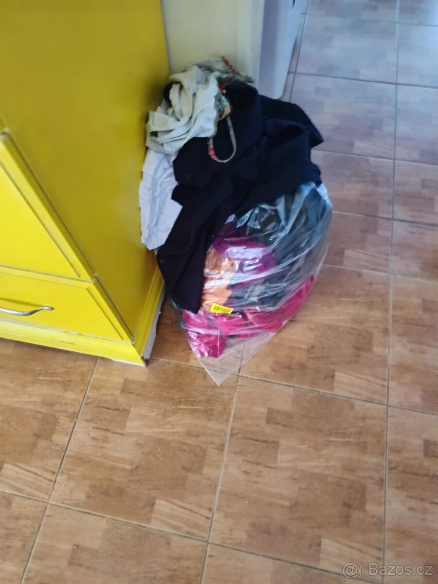 Pytel značkového obleceni - 2