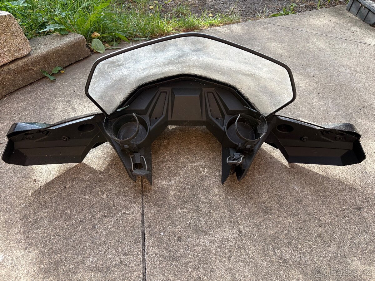 Can-am větrný štít - 2