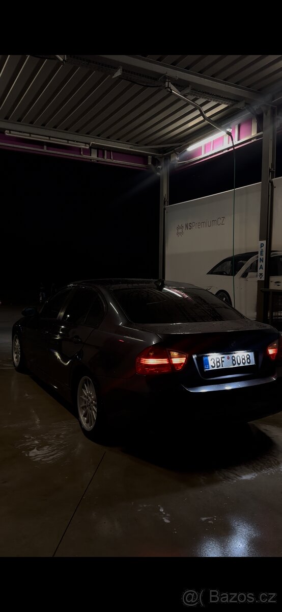 BMW E90 320d - 2