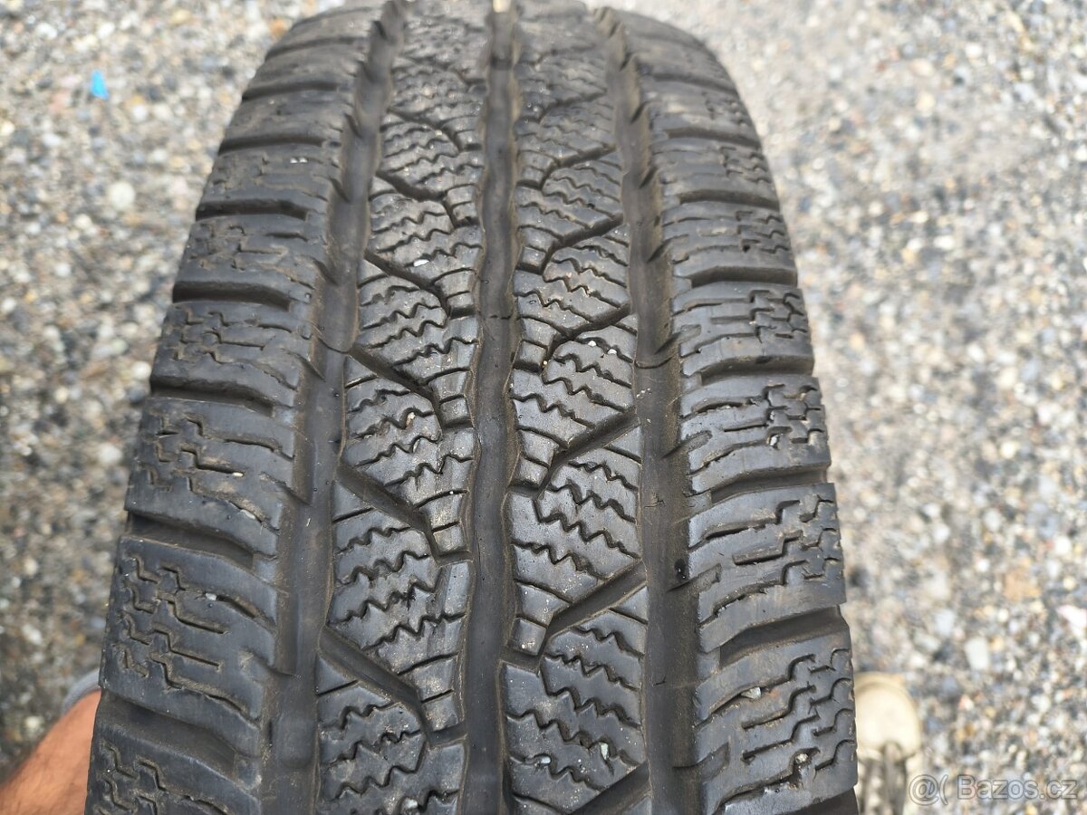 5x16 Iveco ocelový disk+ zimní 195/75/16c - 2