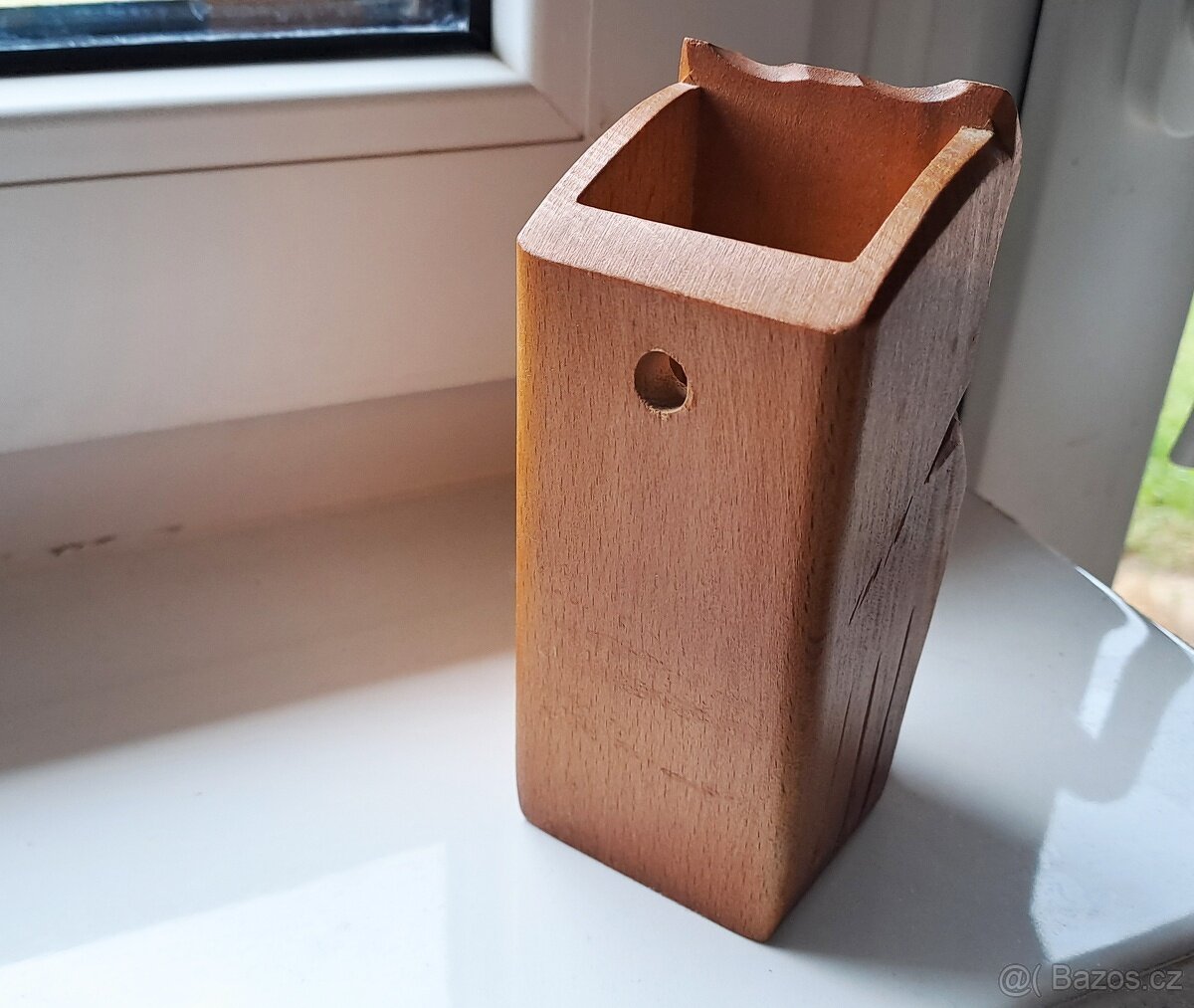 Prodám dekorace sova dřevo. - 2