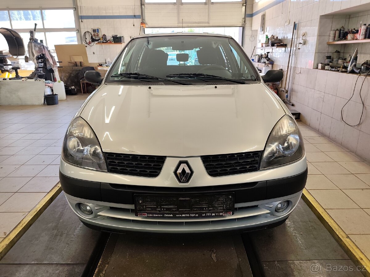 Renault Clio 1.2 55 kw r. v. 8/2002 - 2