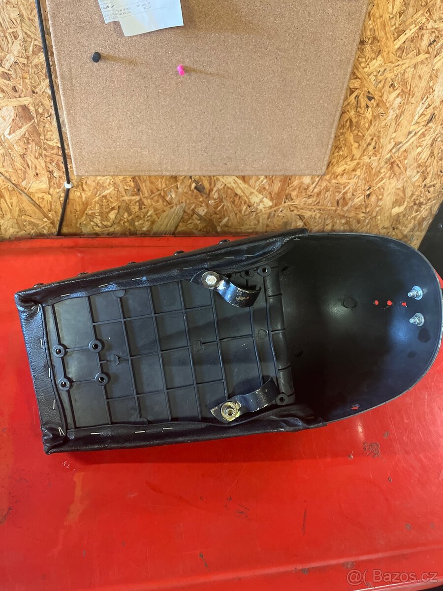 Sedadlo moto - 2