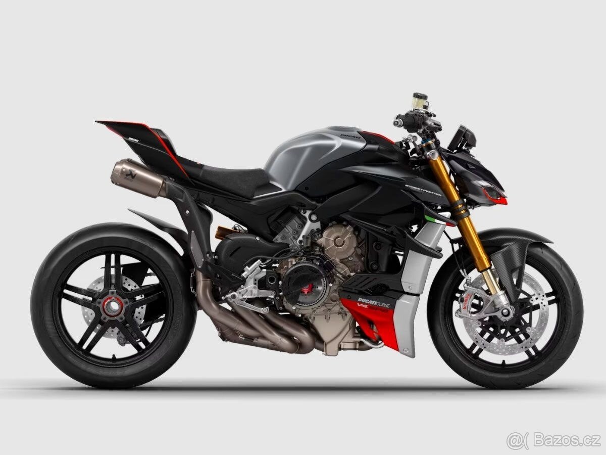 Streetfighter v4 full akrapovic - 2