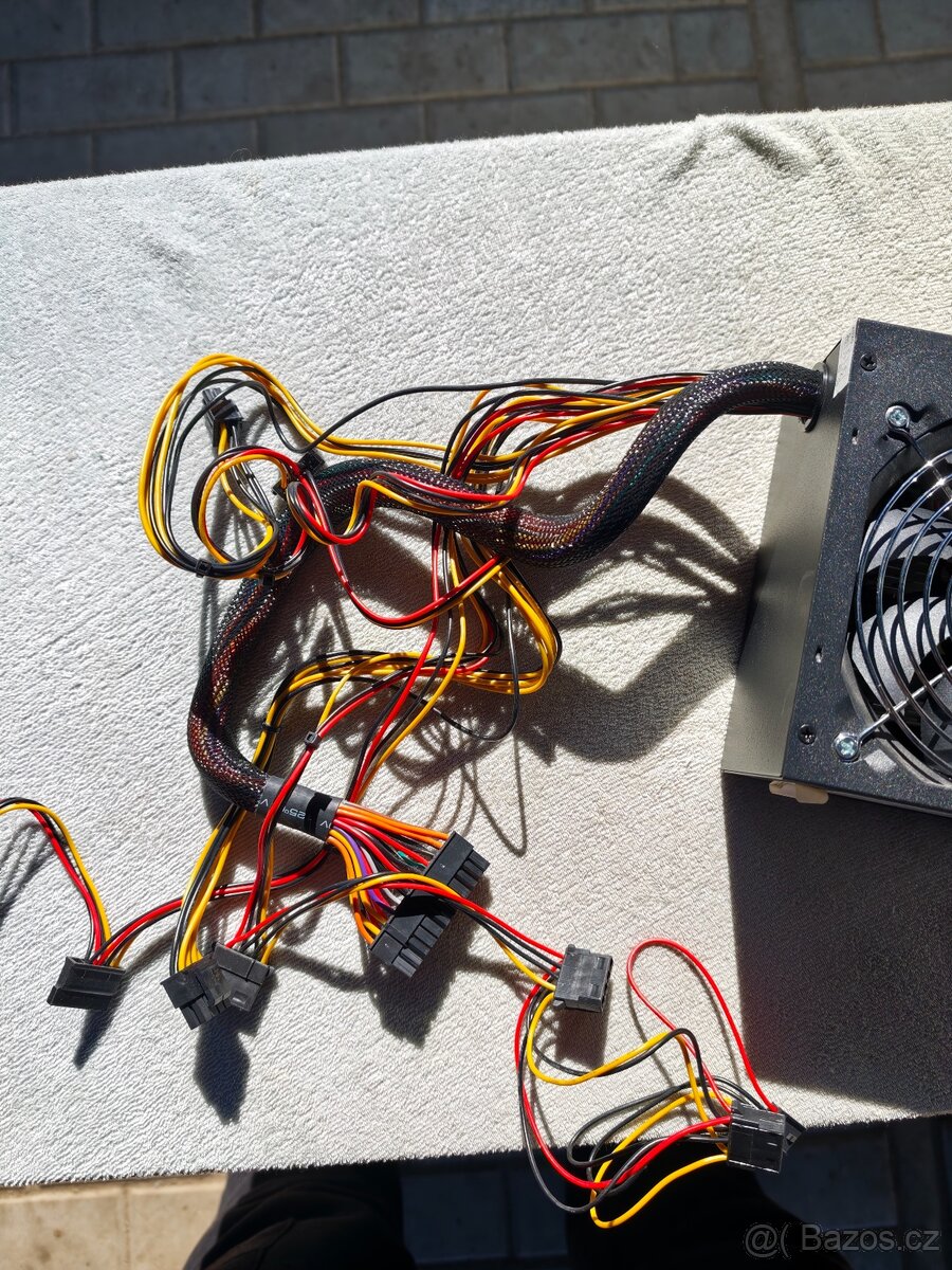 Napájecí zdroj EVOLVEO Pulse 400ATX (400 W) - 2