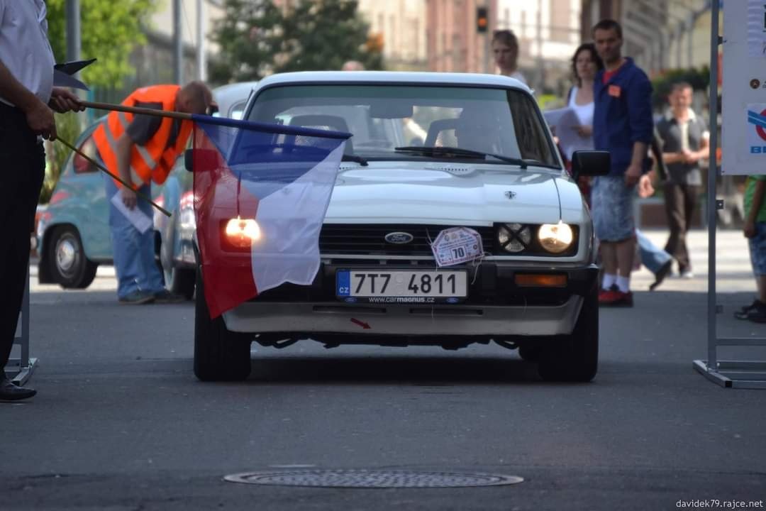 Ford Capri 2.0 V6 - 2
