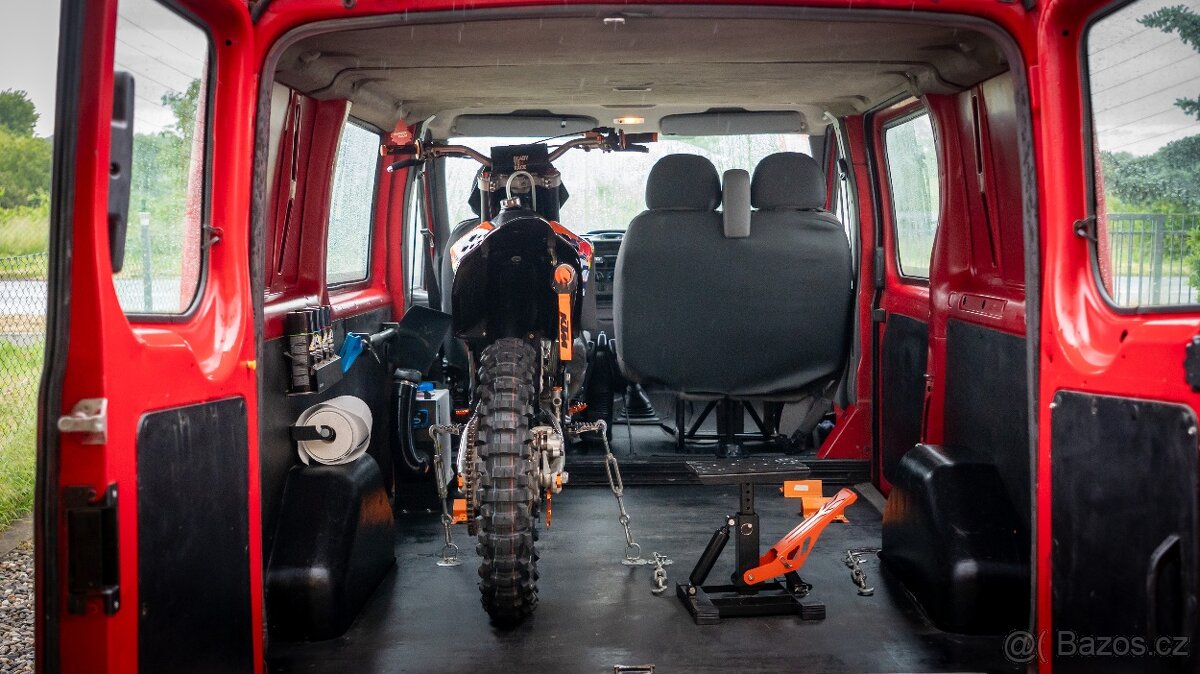 Ford Transit 2006