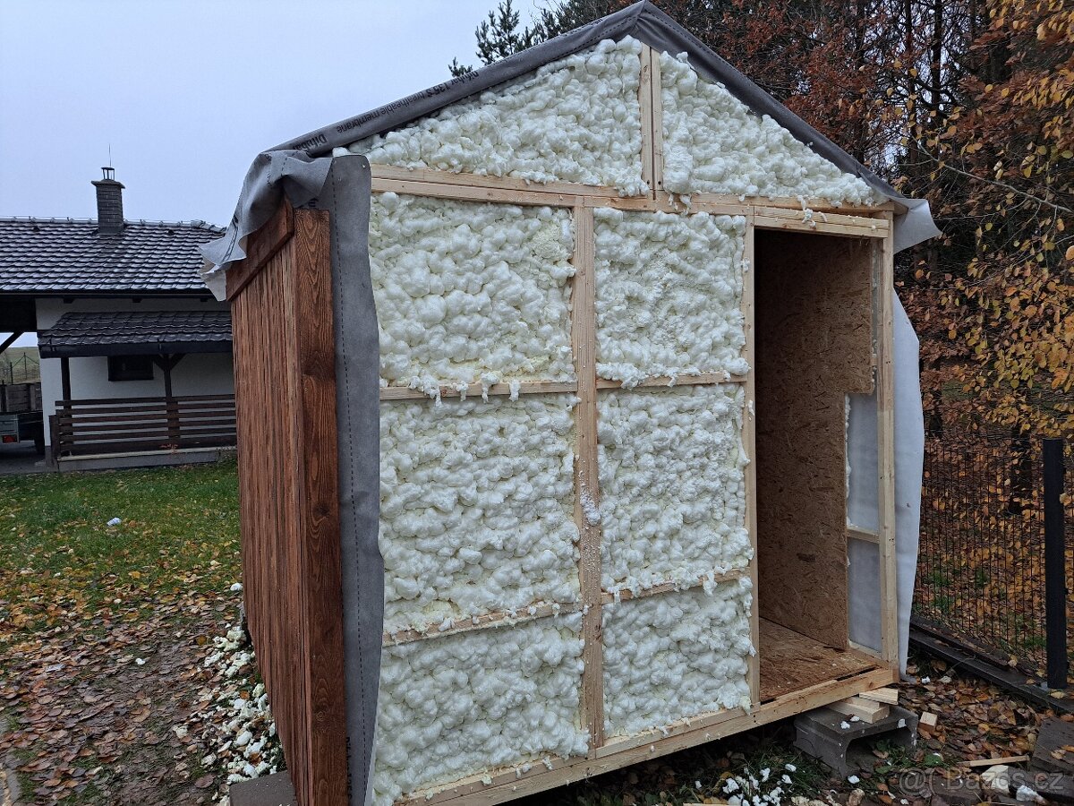 Mini zateplená chatka z Vysočiny - 2