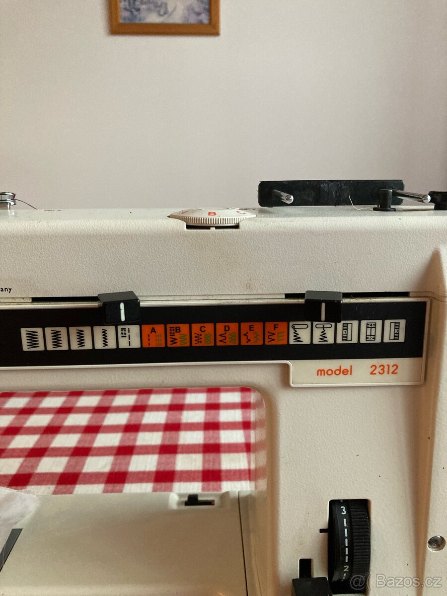 Šicí stroj ZETINA - 2