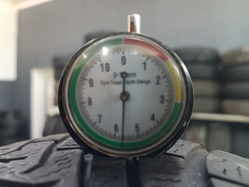 205/60 R16 FALKEN (4019) - 2