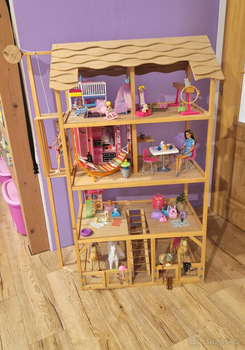 Domeček pro panenky - 2