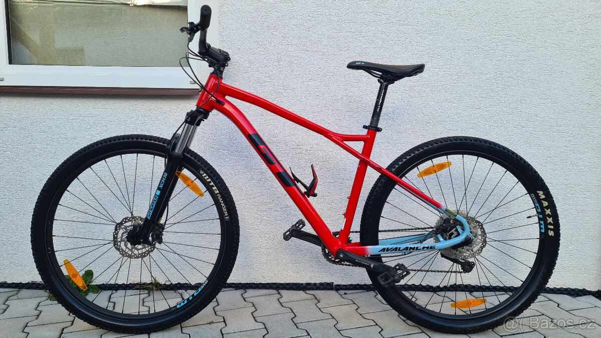 GT AVALANCHE Comp 29, Hydr. brzdy, Shimano Deore 1x10, Rám L - 2