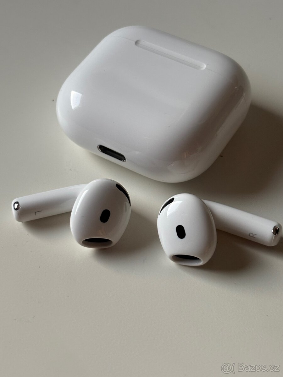 Apple AirPods 4 - nové, originální - 2
