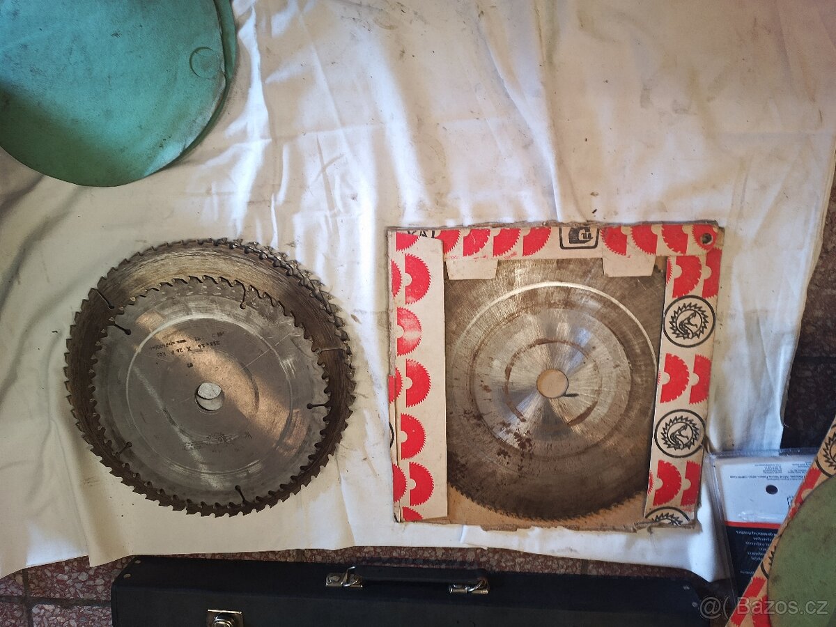 Řezný kotouč PILANA FMX-L200K40 Ot. 9600 nový - 2