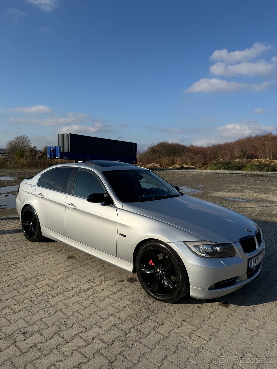 BMW e90 330d - 2