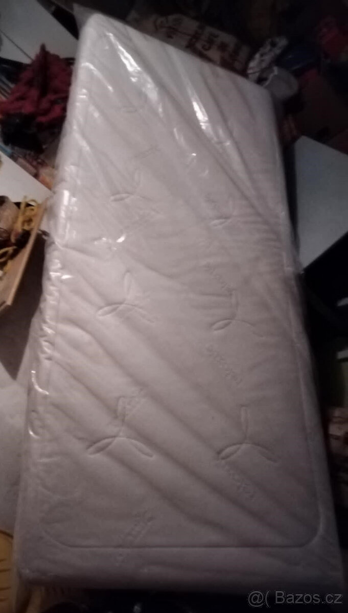 ZDRAVOTNÍ pěnová matrace 90x200x 17 cm, potah na zip - 2