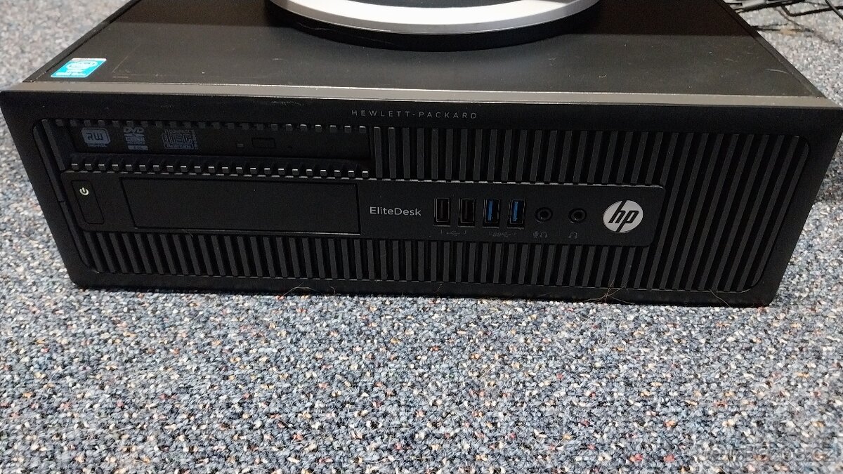 PC sestava HP EliteDesk 800G1 SFF + 20"monitor Samsung - 2