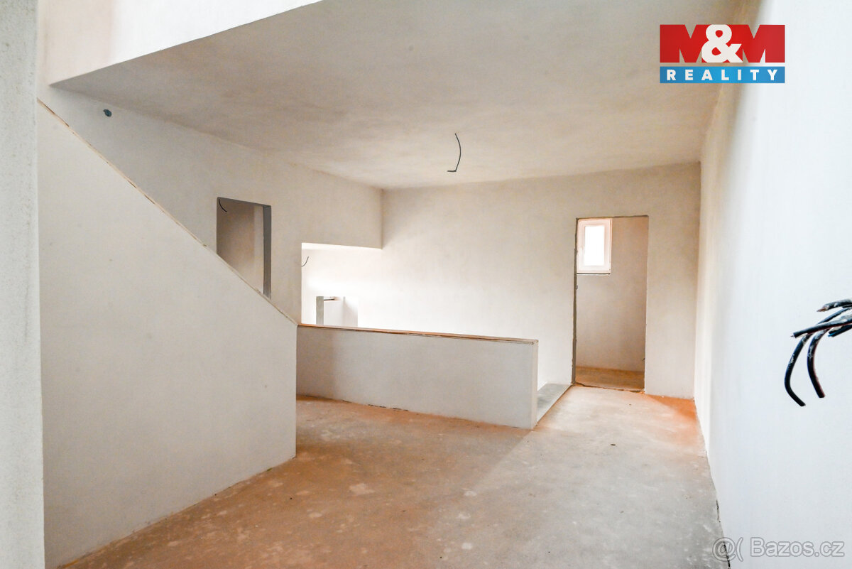 Prodej rodinného domu, 270 m², Dobšice - 2