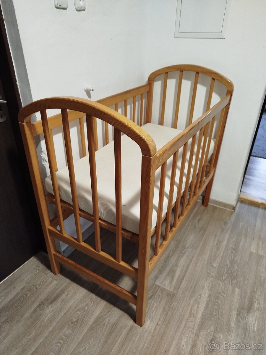 Dětská postýlka za odvoz - 2