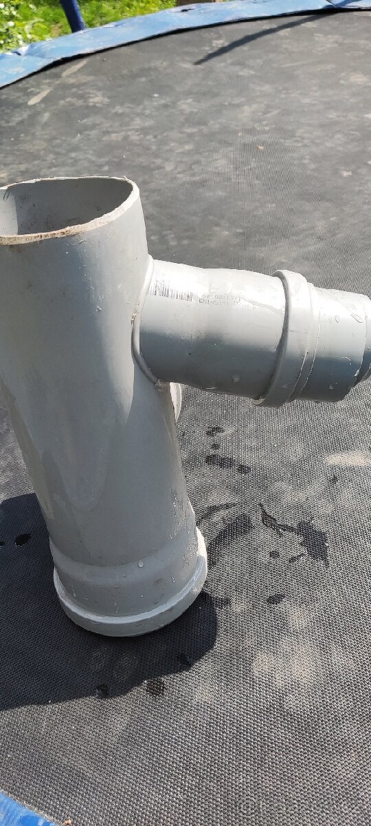 Paneláková odbočka ht 100 / 100/75 plus redukce na 50 - 2