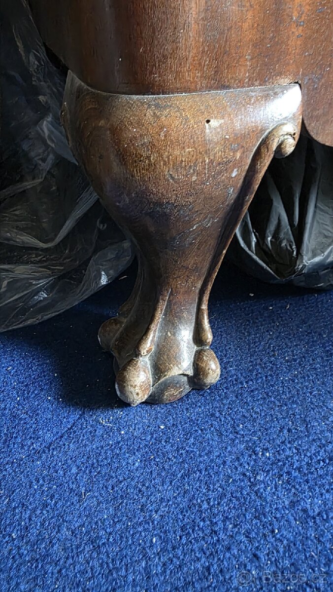 Starožitná komoda - 2