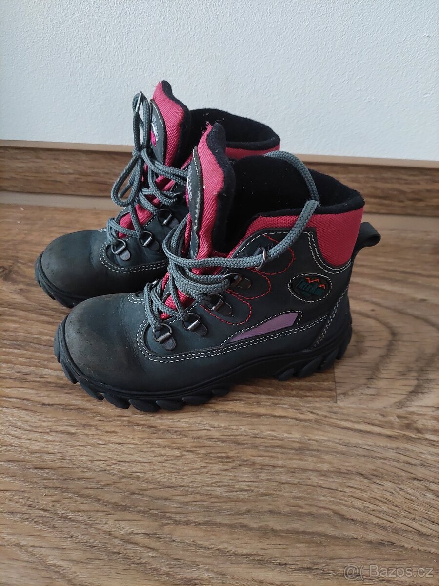 Trekové boty FARE vel.28 s membranou - 2