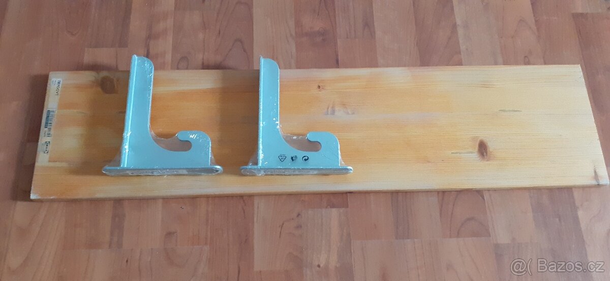 IKEA bazar-dětská lampička ,závěsy,poličky - 2