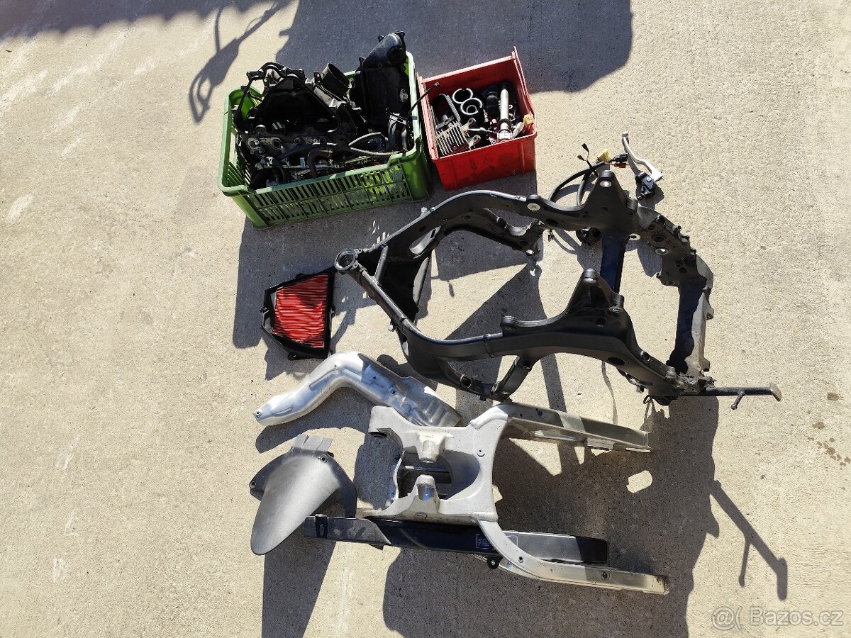 Honda CBR600RR díly - 2