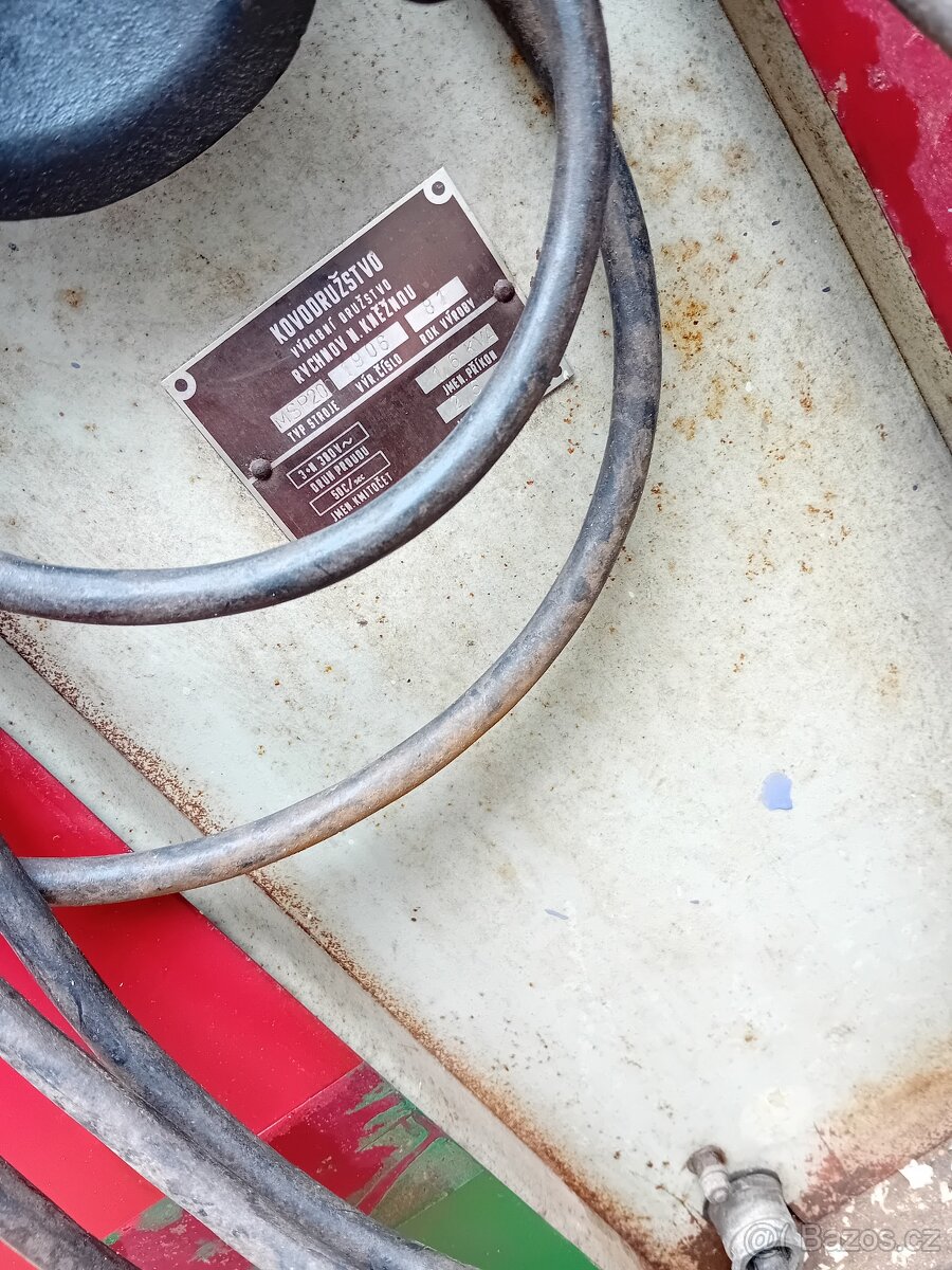 Prodám hoblovka s protahovackou - 2