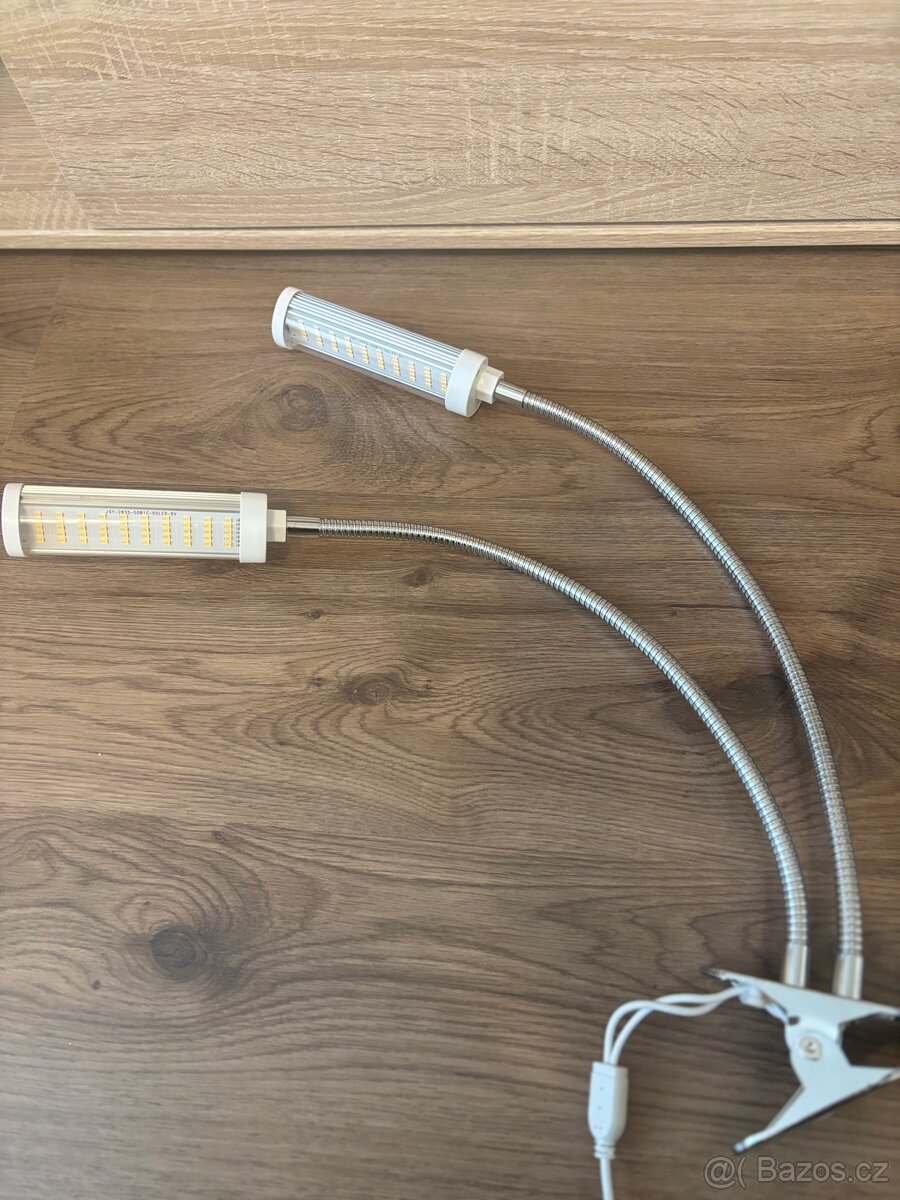 LED lampička s klipem USB - 2