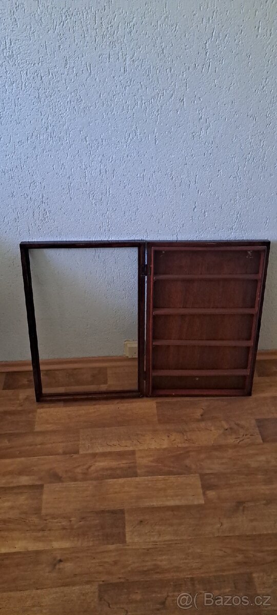 Skříňka na miniatury,Prazdroj pullitry - 2