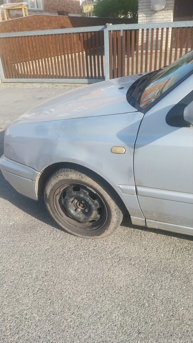 VW Golf Variant - 2