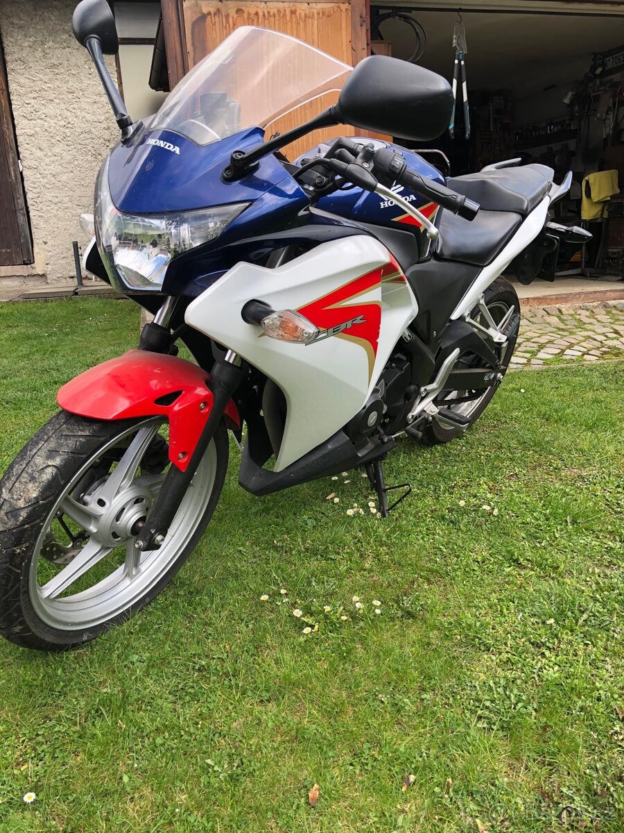 Honda cbr 250 r - 2