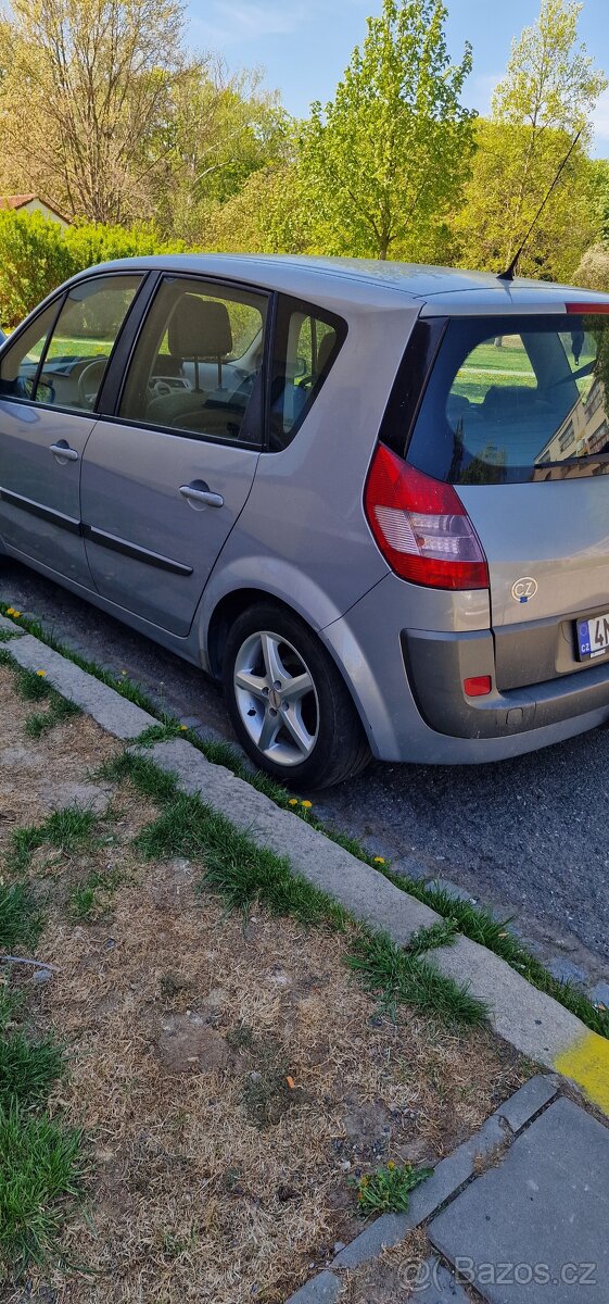 Renault Megane scenic II 1,9 Dci - 2