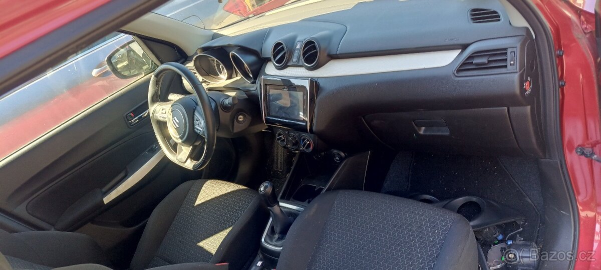 Suzuki Swift 1.2 hybrid 2021 - 2