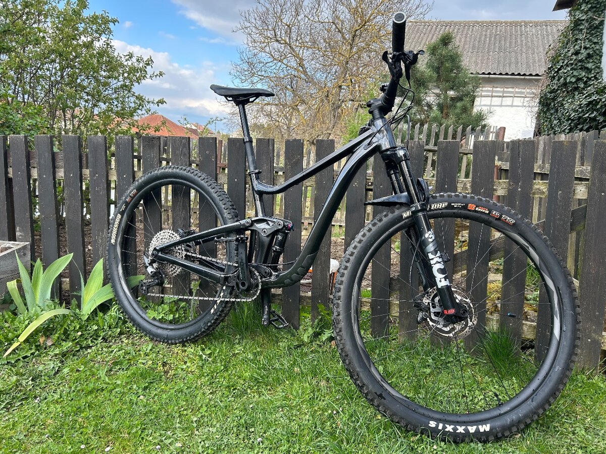 Giant Trance 29 - 2